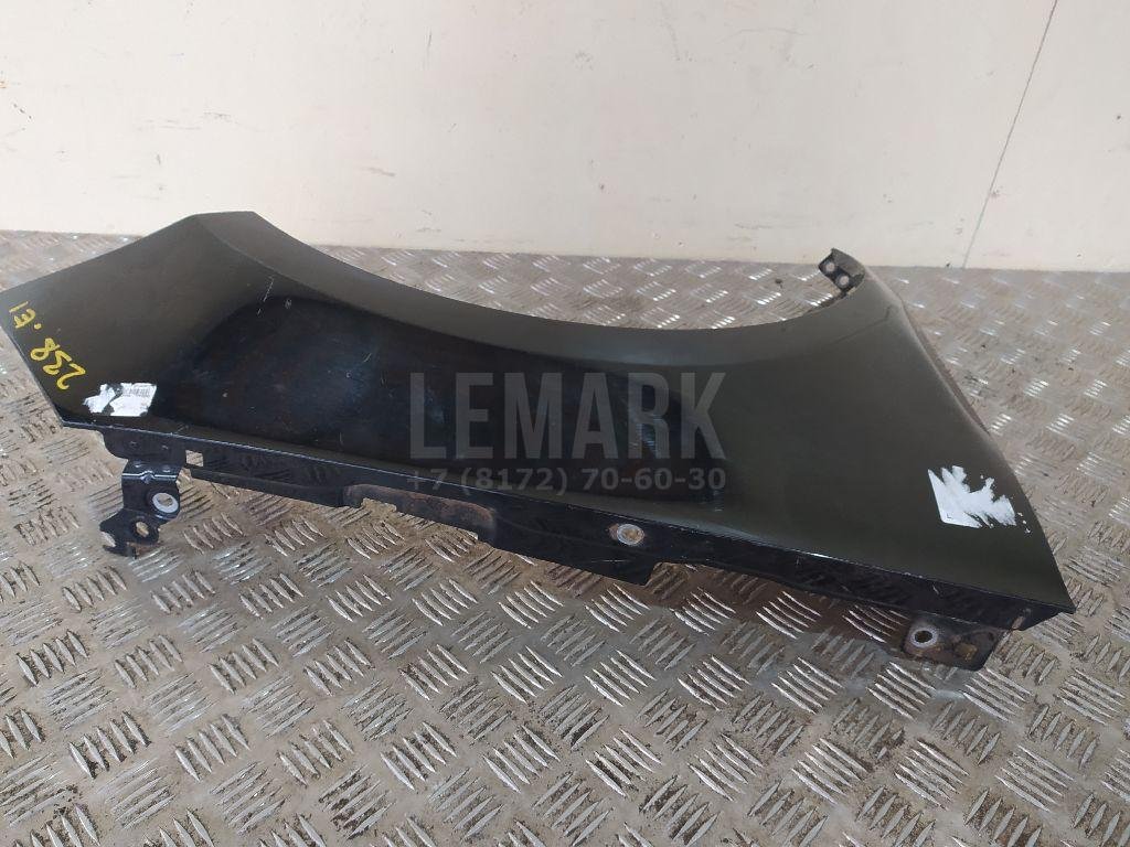 Крыло переднее правое