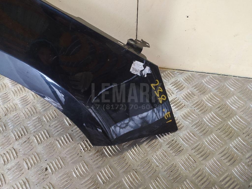 Крыло переднее правое