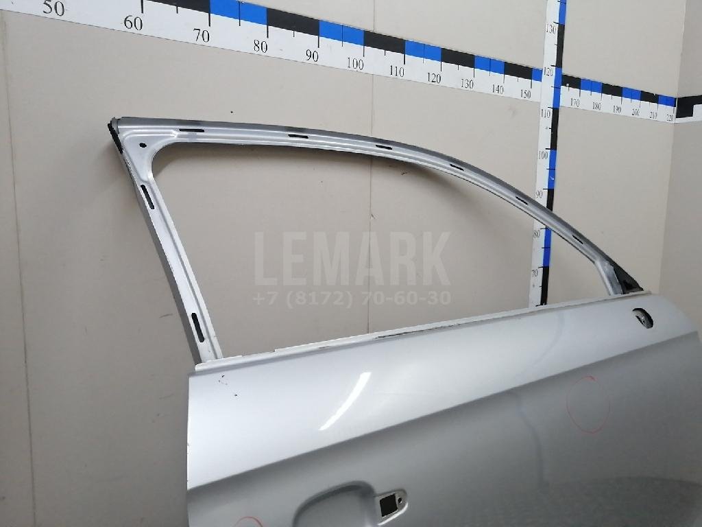 Дверь передняя правая