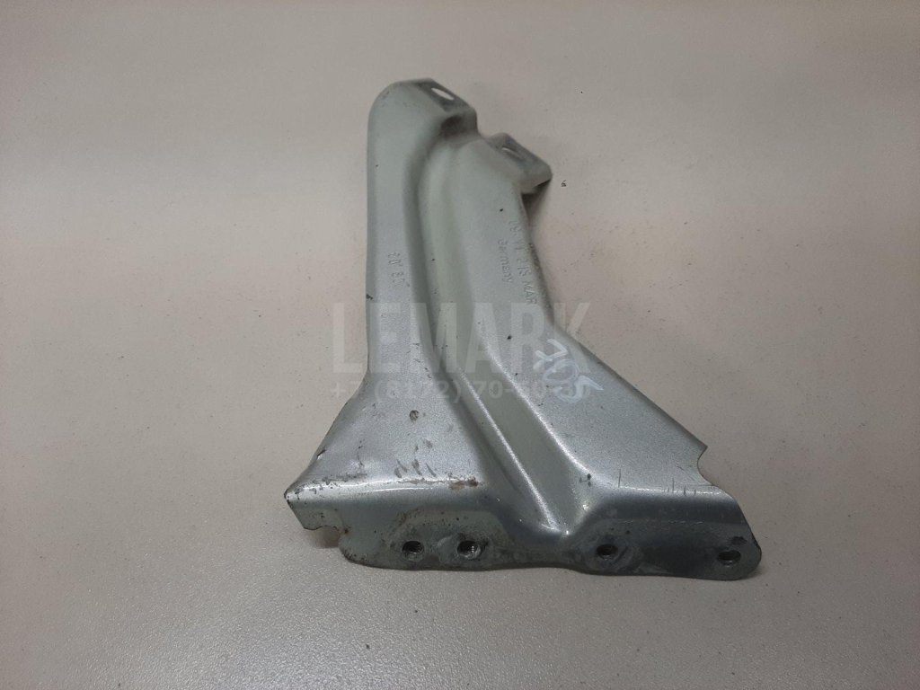Кронштейн крепления крыла для  Audi A3 (8L1) 1996-2003