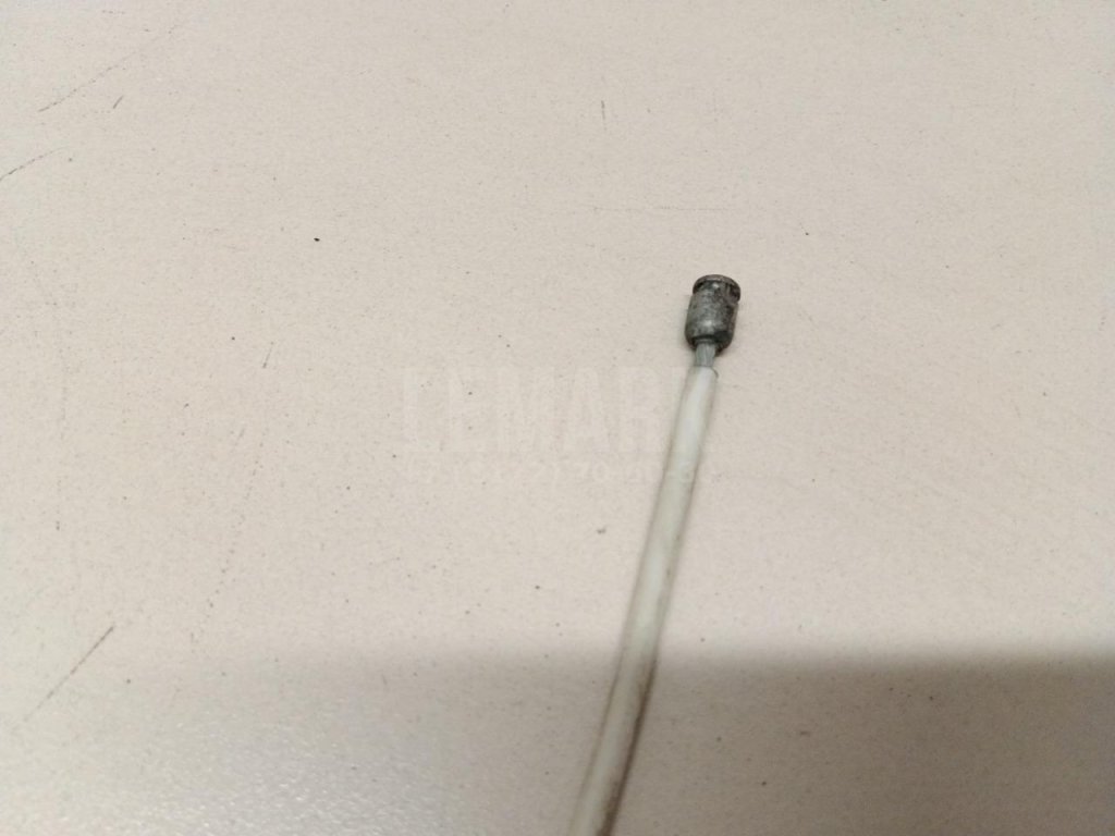 Трос стояночного тормоза