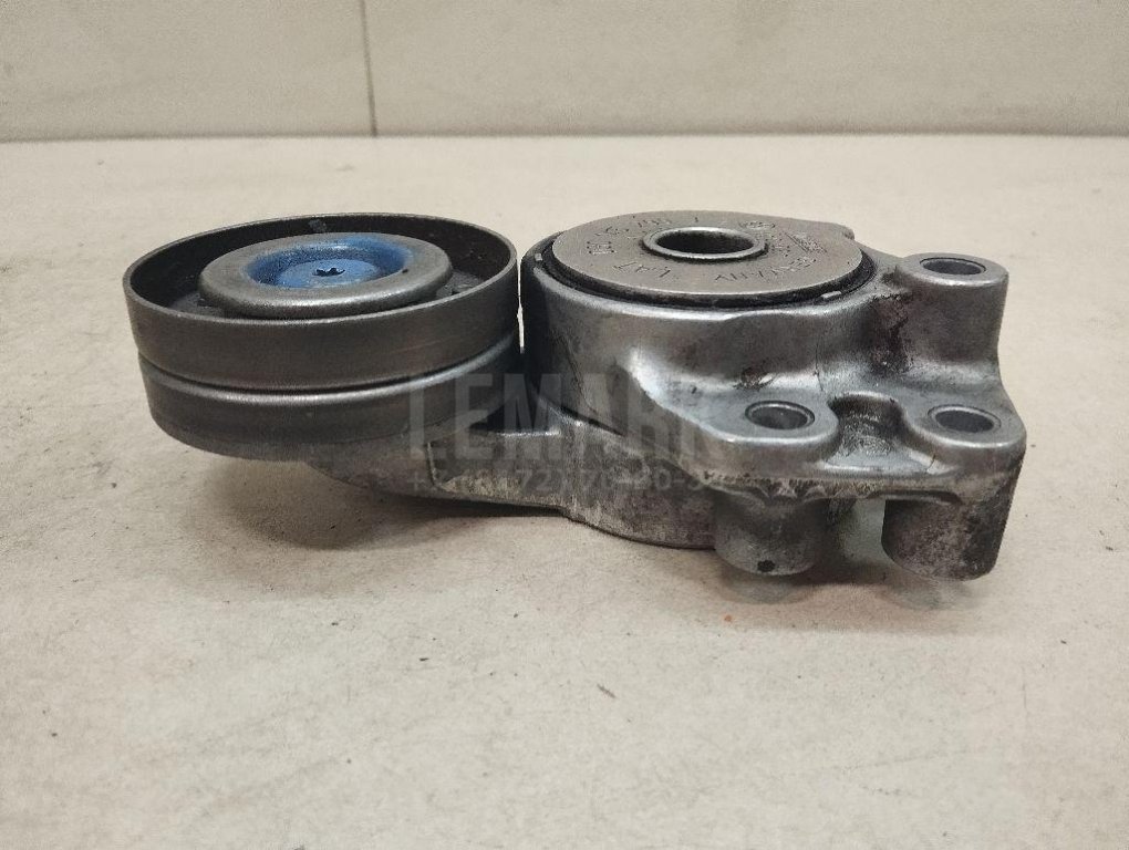 Ролик-натяжитель ручейкового ремня