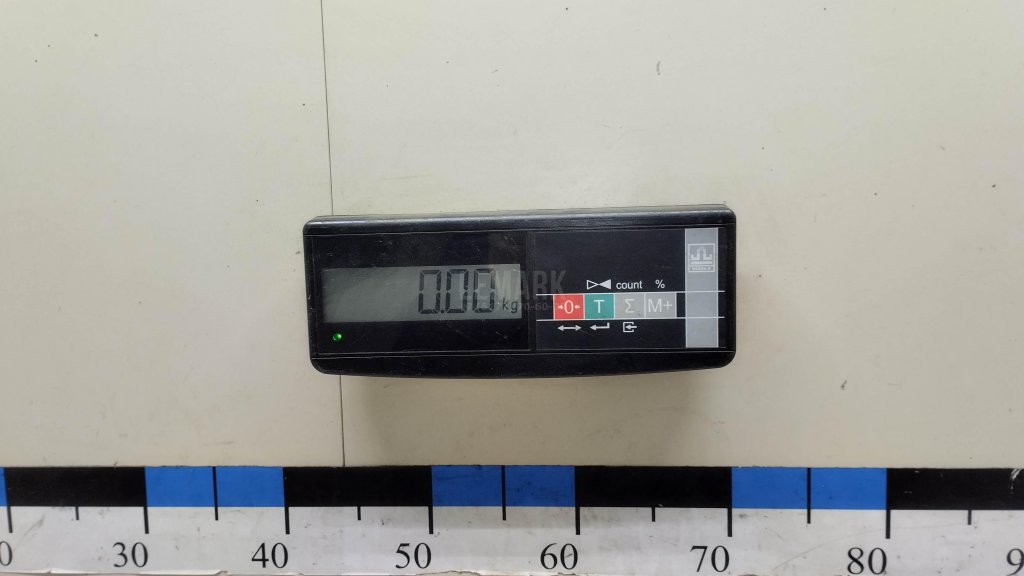 Кожух замка капота