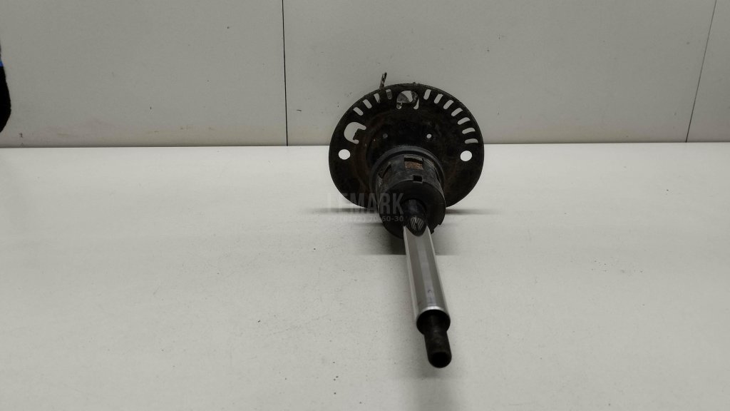 Амортизатор передний