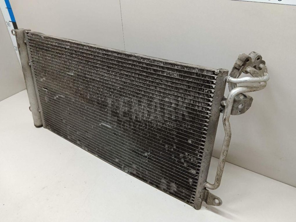 Радиатор кондиционера (конденсер)