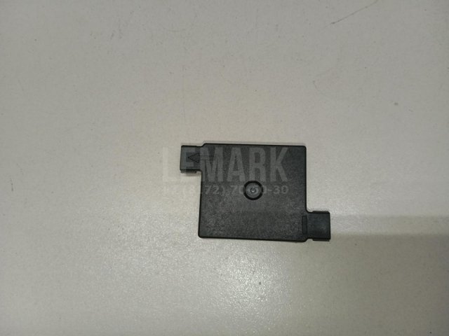 Кожух замка капота