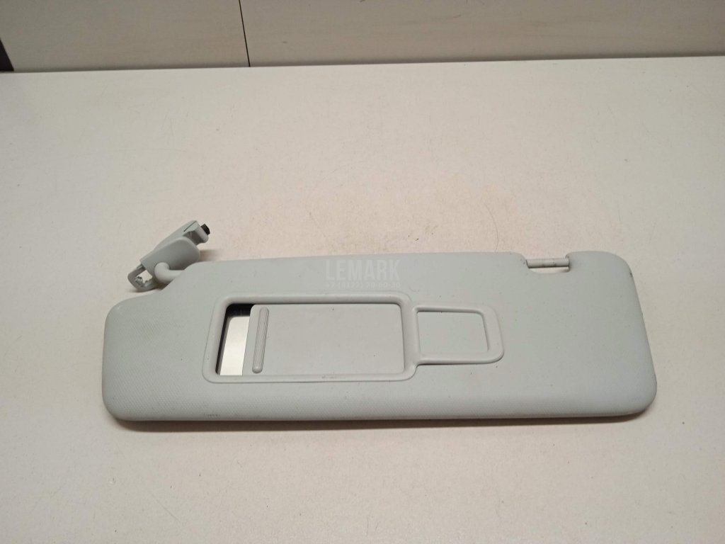 Козырек солнцезащитный (внутри)