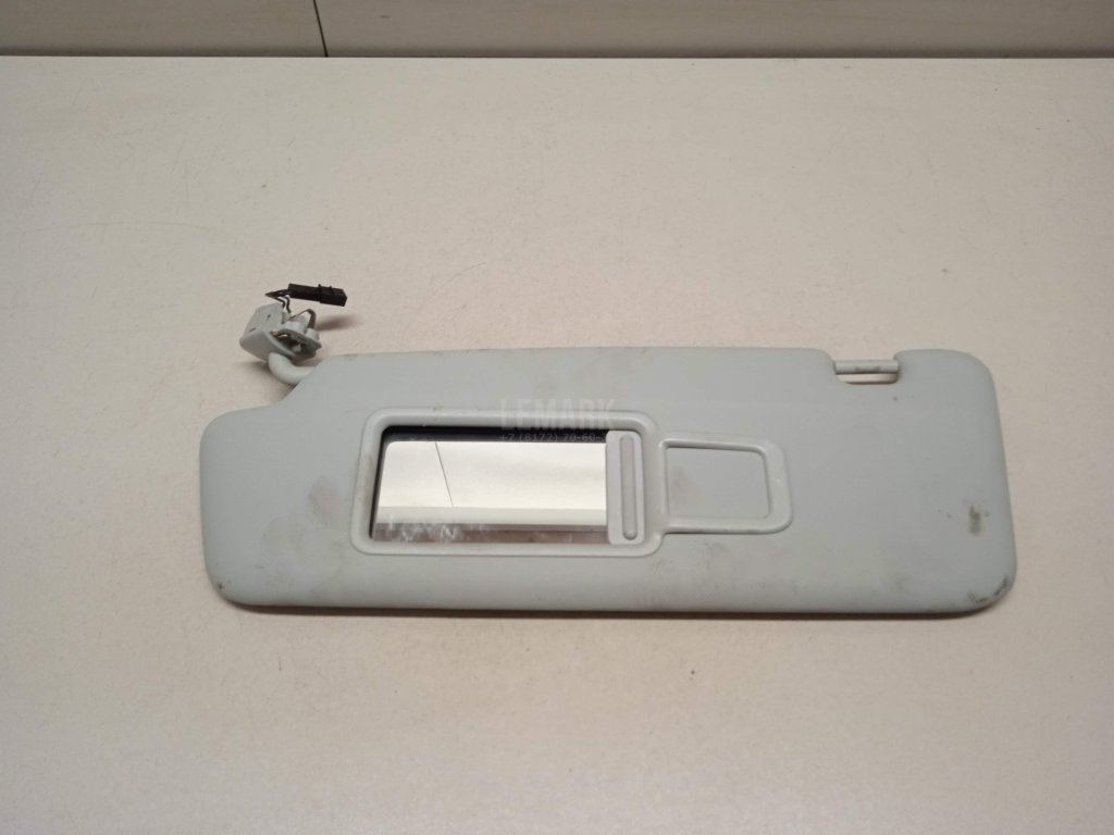 Козырек солнцезащитный (внутри)