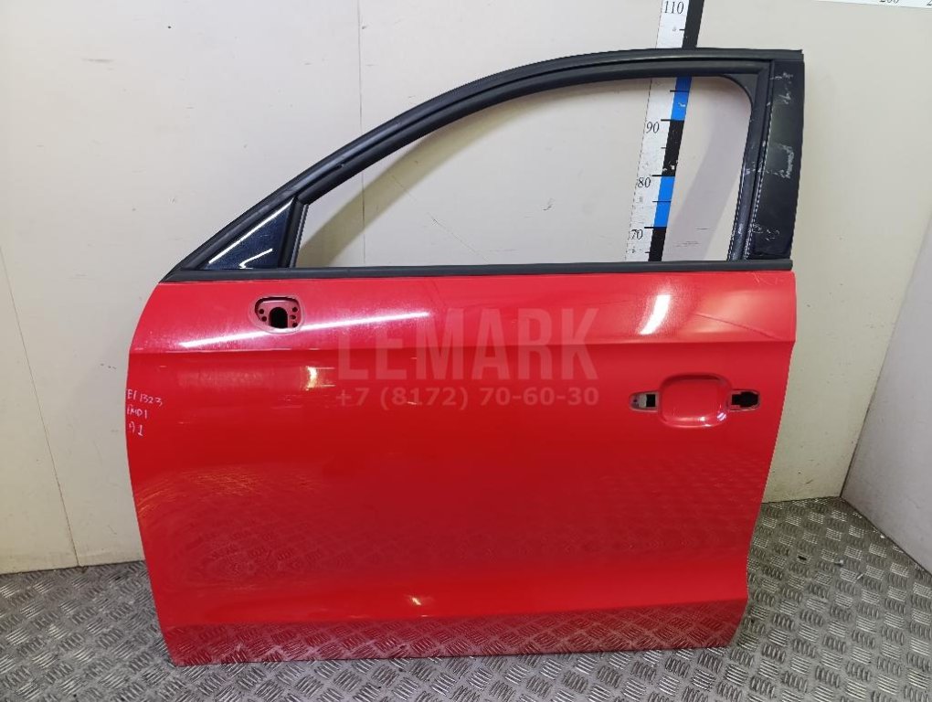 Дверь передняя левая