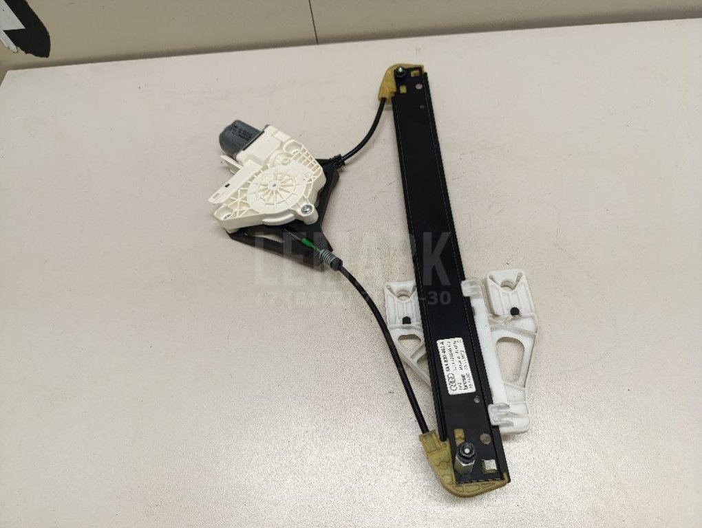 Стеклоподъемник электр. задний правый