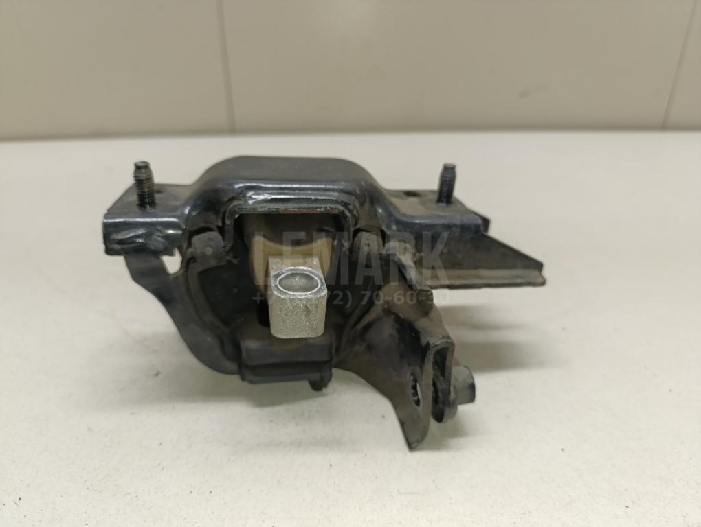 Опора КПП левая