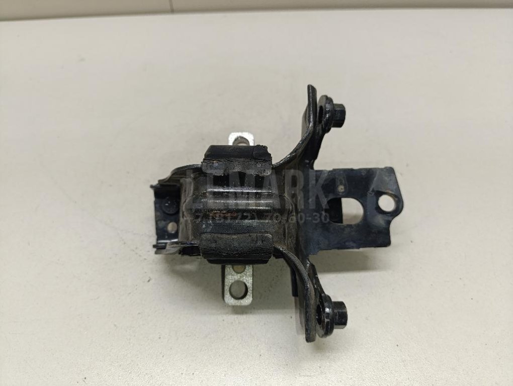 Опора КПП левая