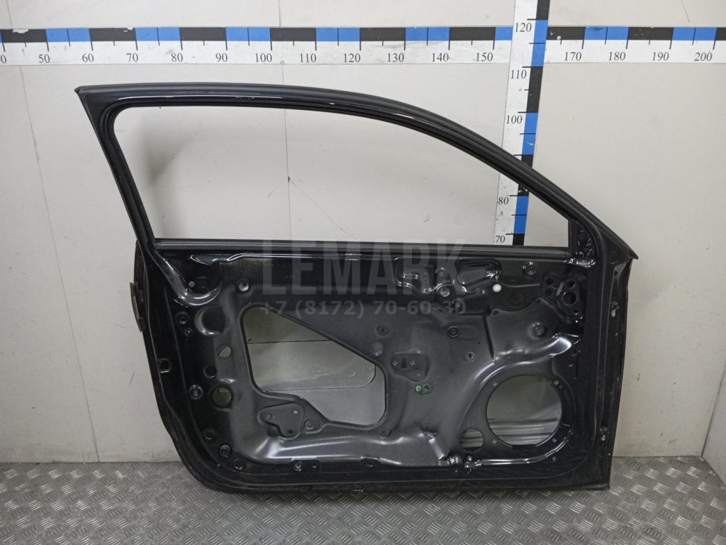 Дверь передняя левая