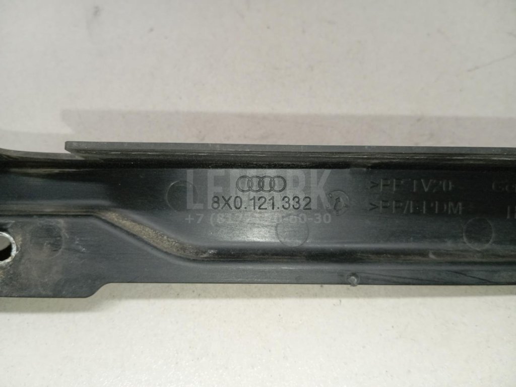 Воздуховод радиатора правый