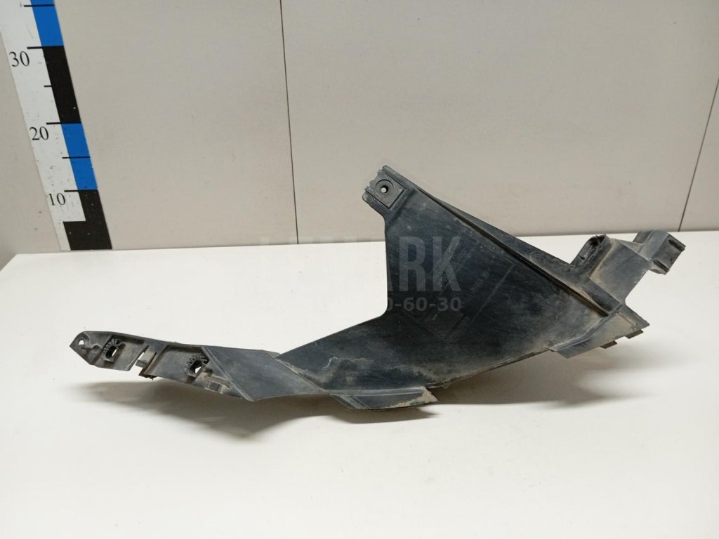 Кронштейн фар правый для  Audi A3 (8Y) 2020