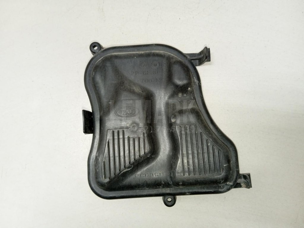 Крышка фары правой