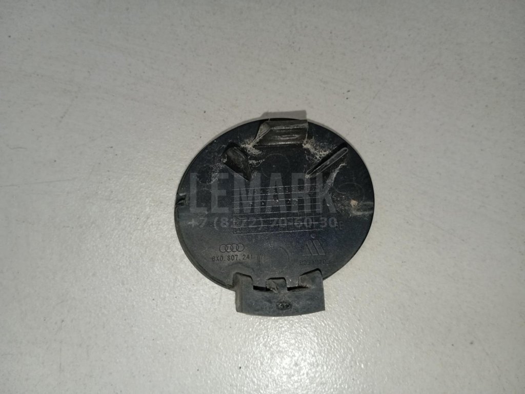 Заглушка буксировочного крюка