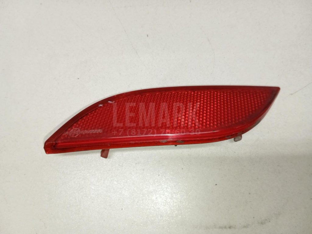 Отражатель в бампер задний левый