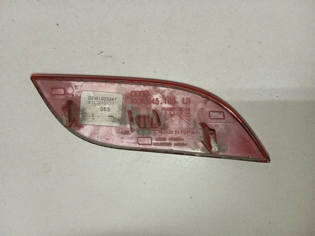 Отражатель в бампер задний левый