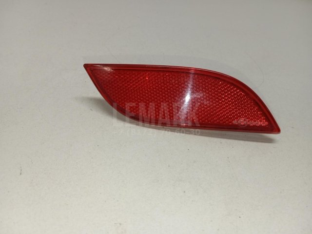 Отражатель в бампер задний правый