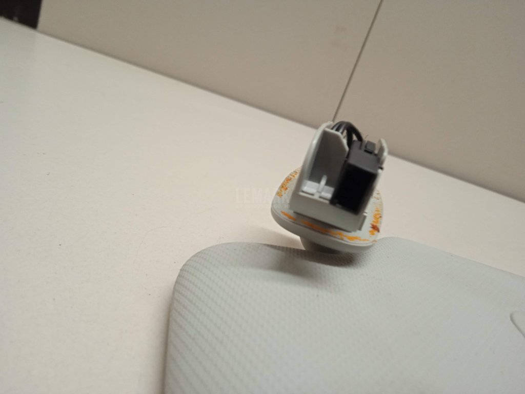 Козырек солнцезащитный (внутри)