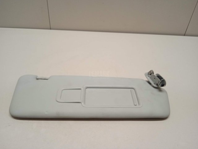 Козырек солнцезащитный (внутри)