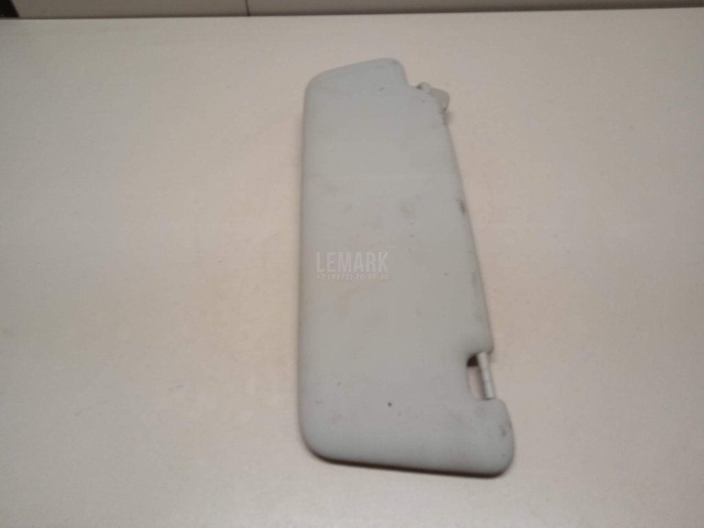 Козырек солнцезащитный (внутри)