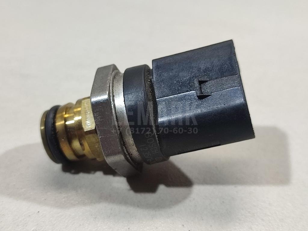 Датчик давления топлива