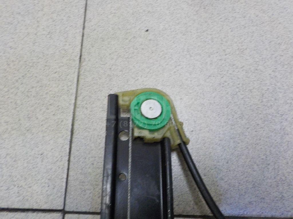 Стеклоподъемник электр. задний правый