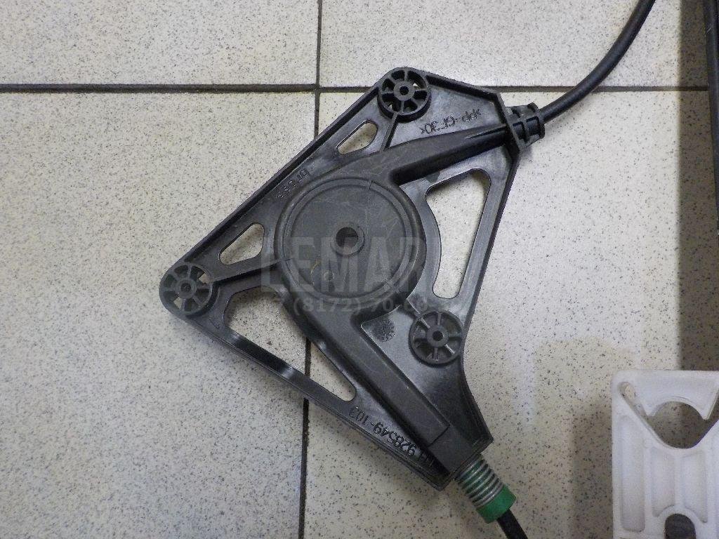 Стеклоподъемник электр. задний левый