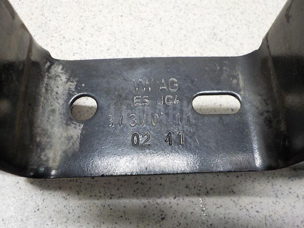 Кронштейн КПП левый