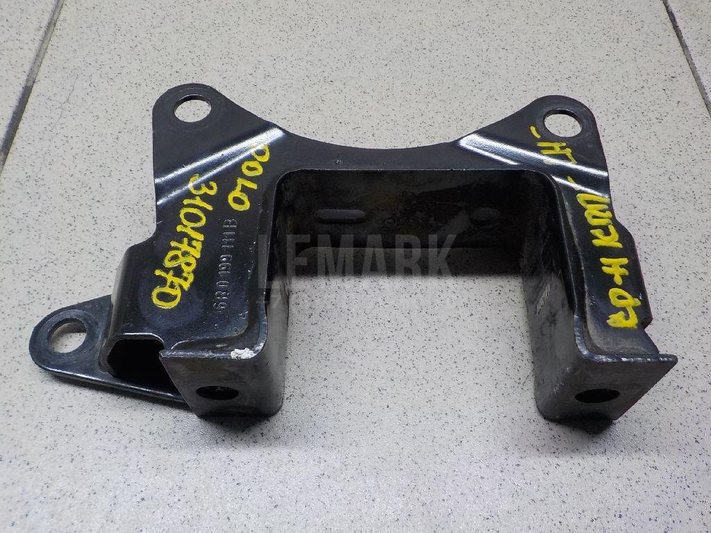 Кронштейн КПП левый