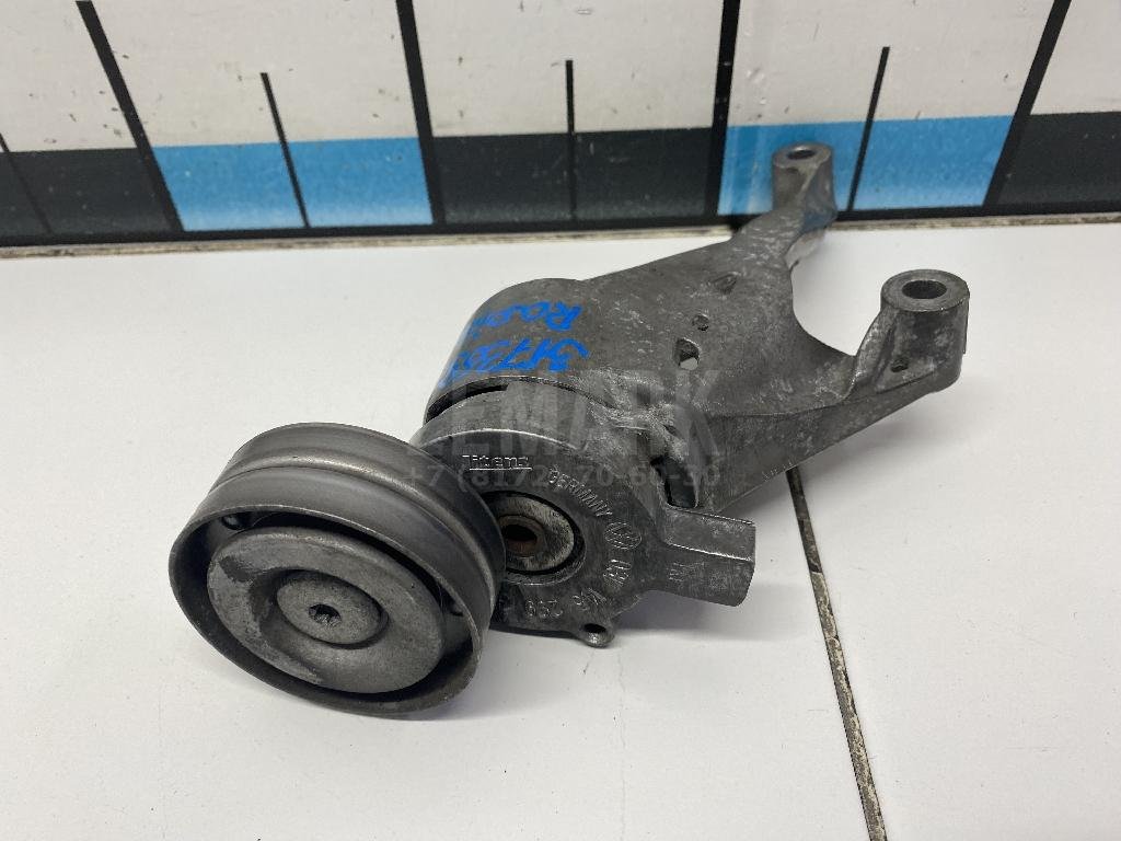 Ролик-натяжитель ручейкового ремня