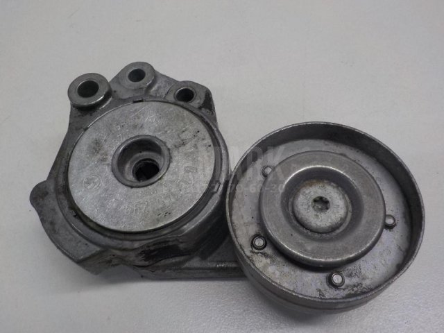 Ролик-натяжитель ручейкового ремня