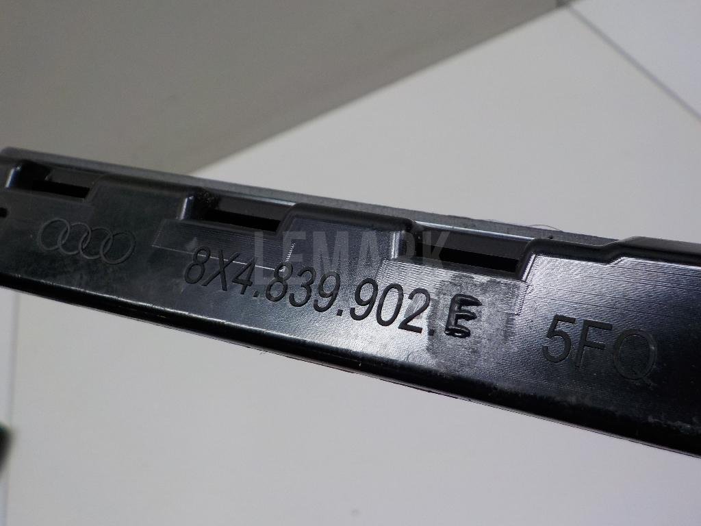 Накладка двери задней правой