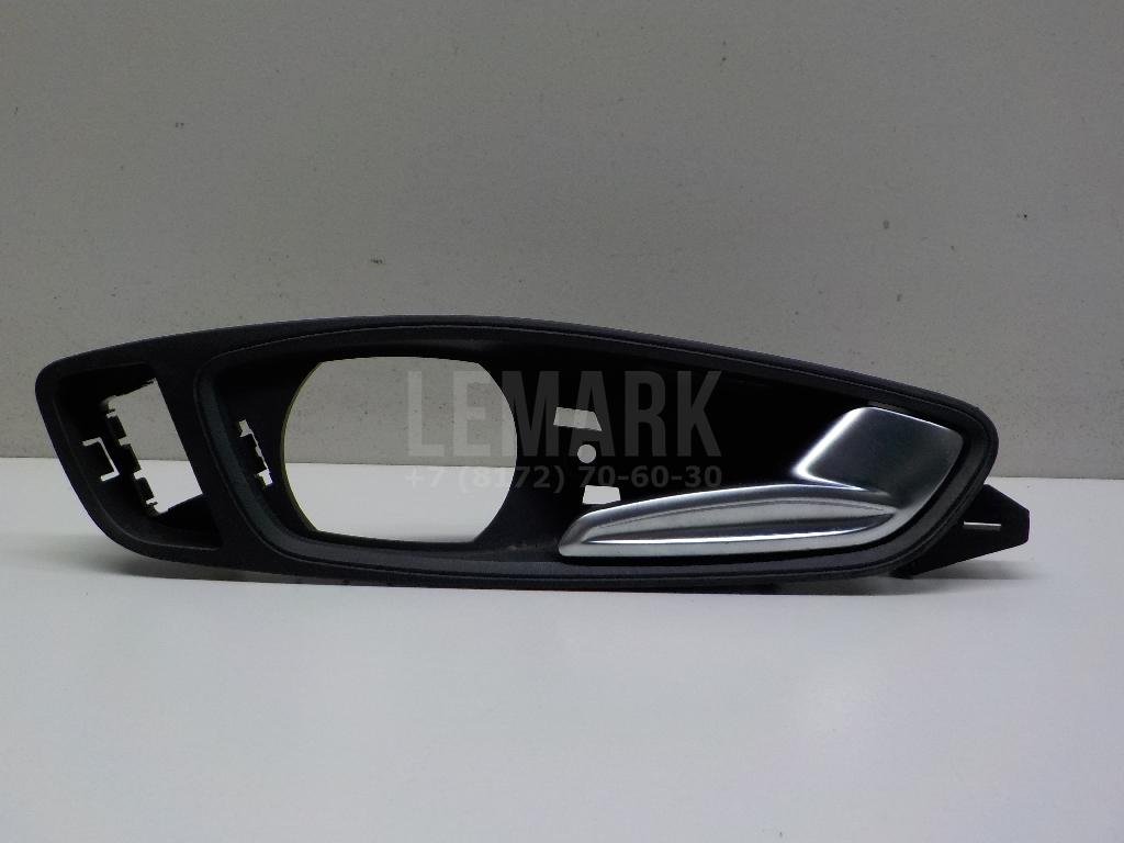 Ручка двери передней внутренняя правая