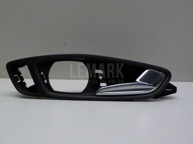 Ручка двери передней внутренняя правая