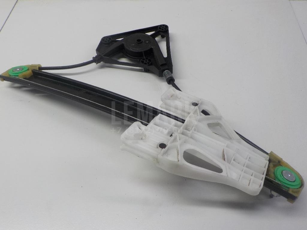 Стеклоподъемник электр. задний правый