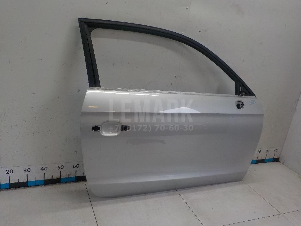 Дверь передняя правая