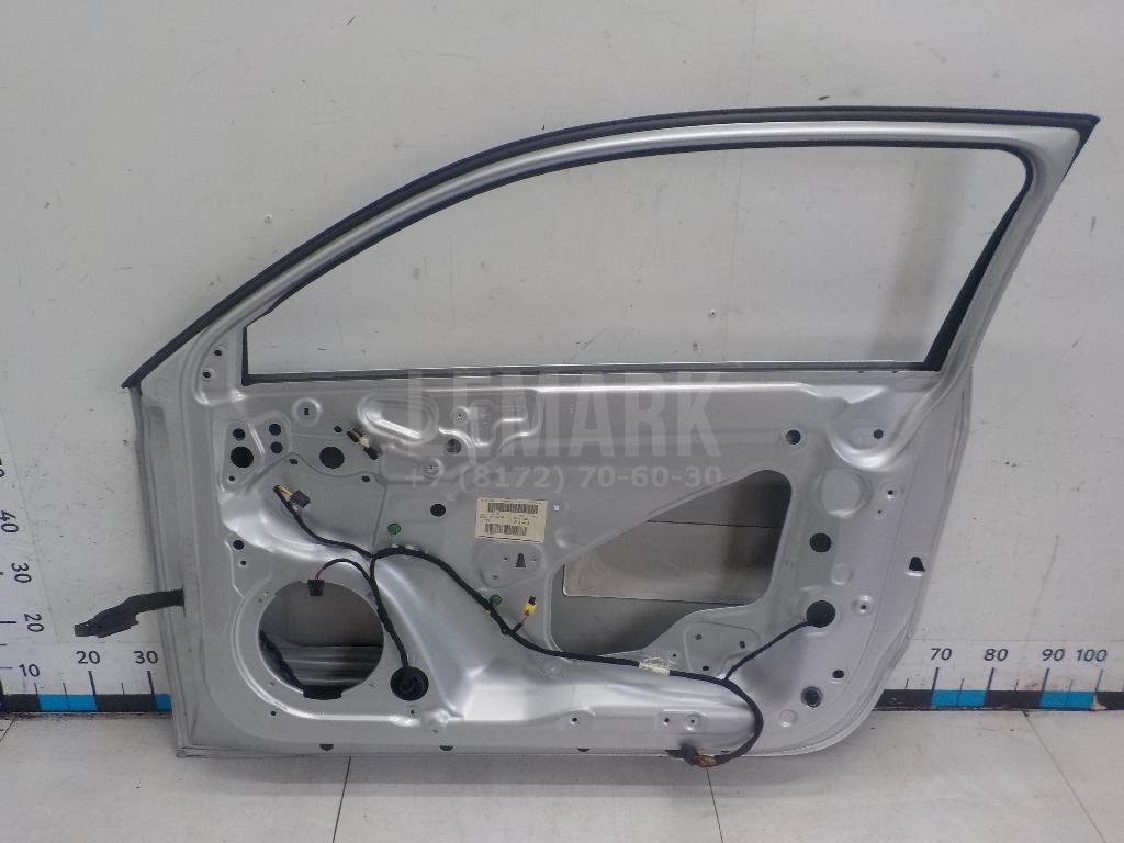 Дверь передняя правая