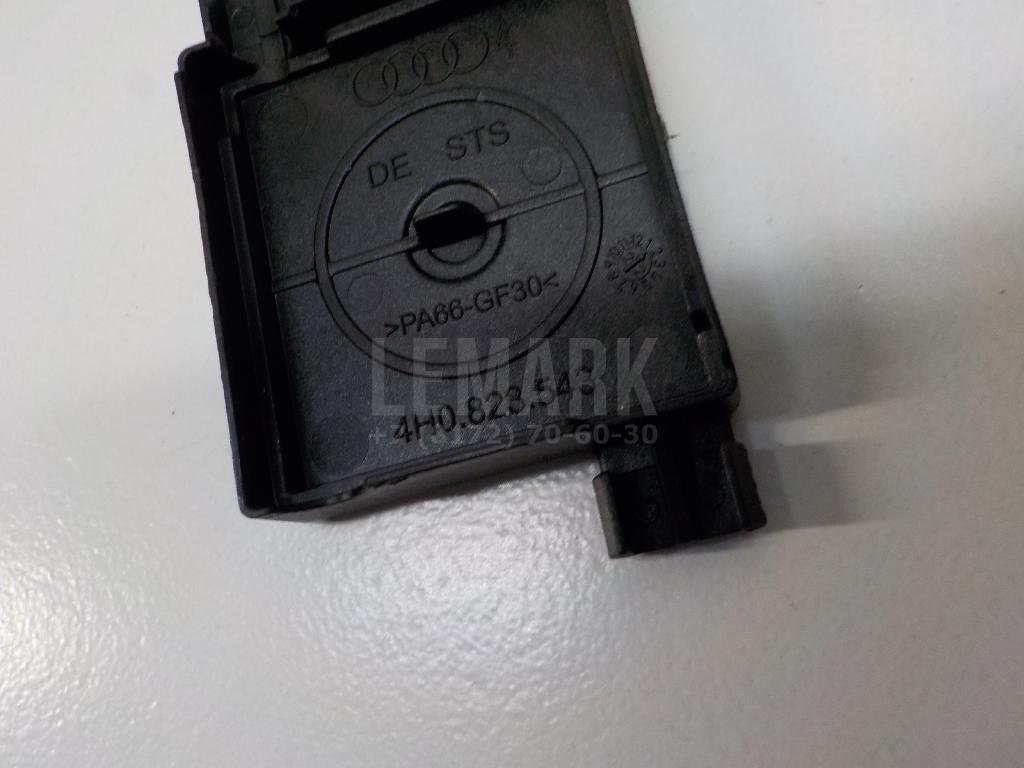 Кожух замка капота