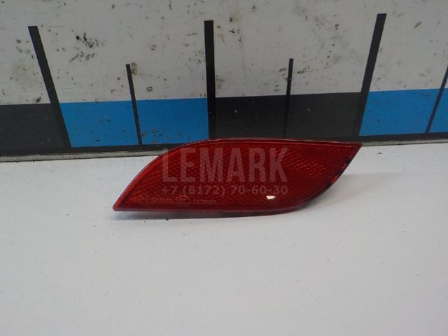 Отражатель в бампер задний левый