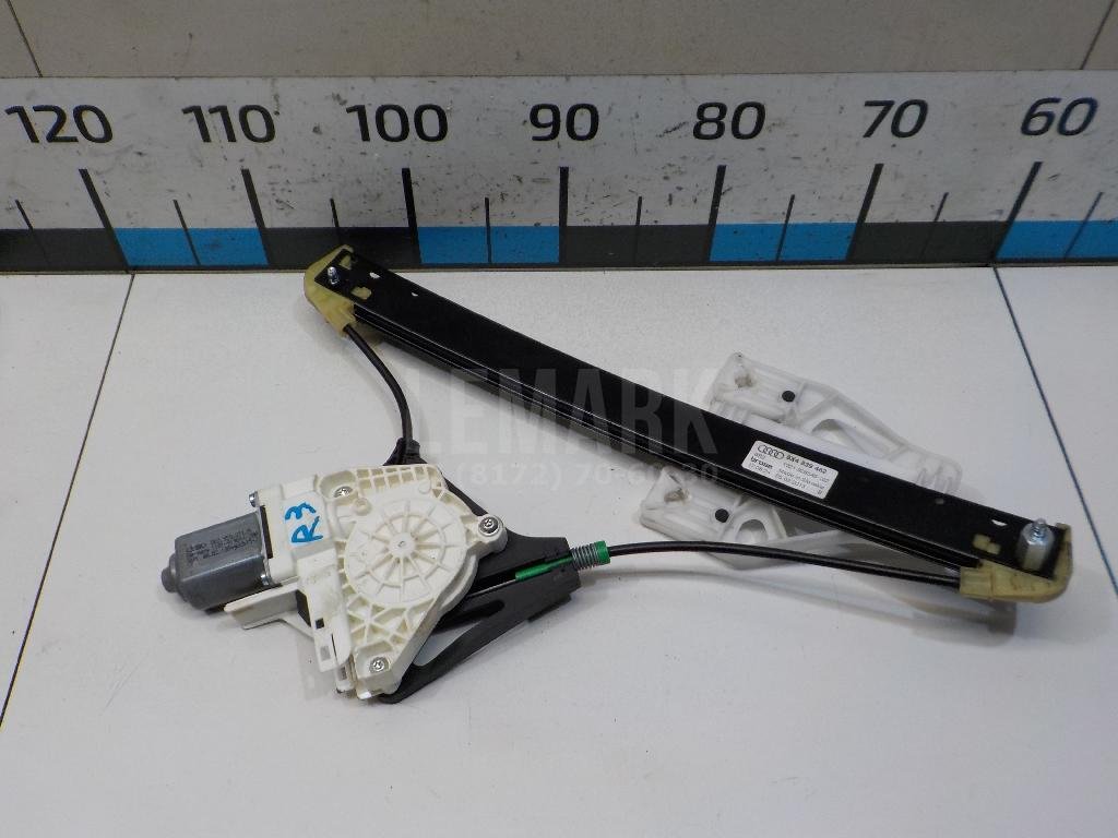 Стеклоподъемник электр. задний правый