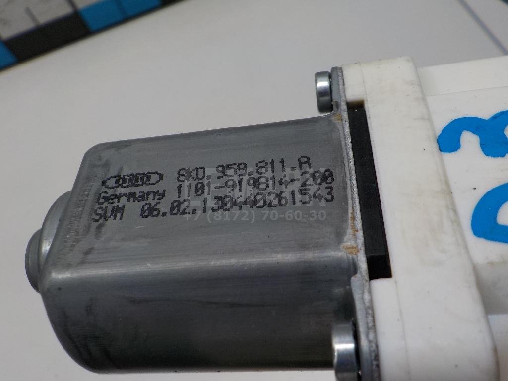 Стеклоподъемник электр. задний правый