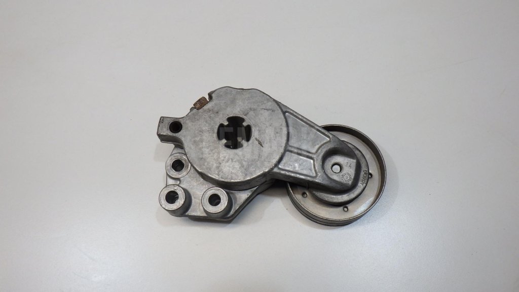 Ролик-натяжитель ручейкового ремня