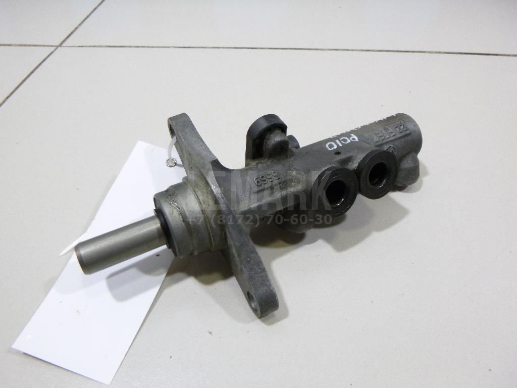 Цилиндр тормозной главный