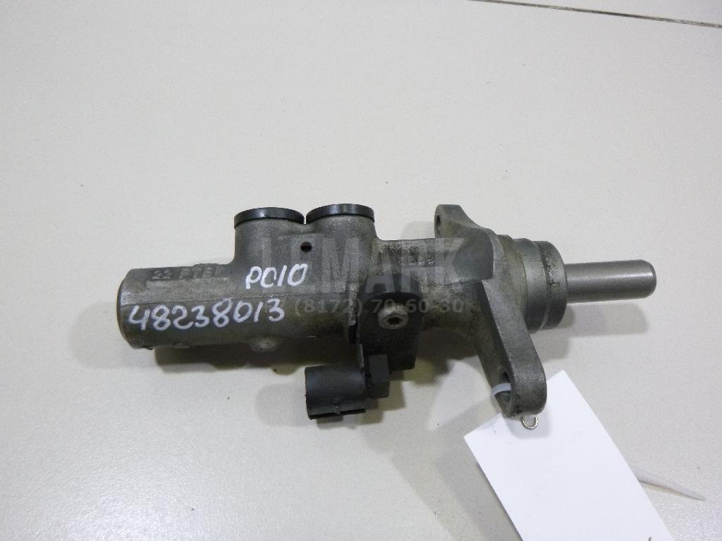 Цилиндр тормозной главный