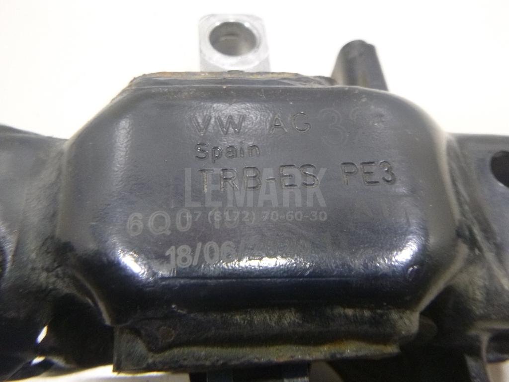 Опора КПП левая