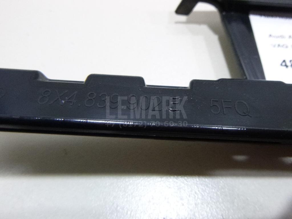 Накладка двери задней правой