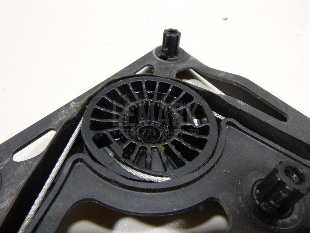 Стеклоподъемник электр. задний левый